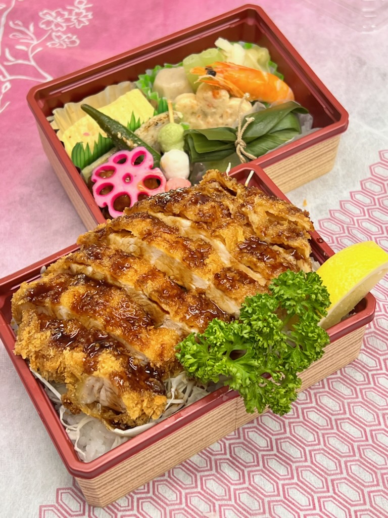 トンカツ二段弁当